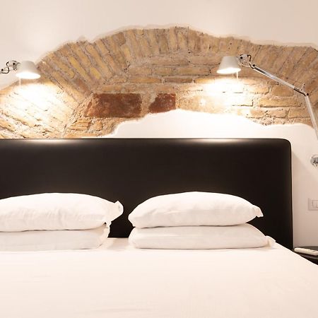Inn Urbe Colosseo Roma Ngoại thất bức ảnh