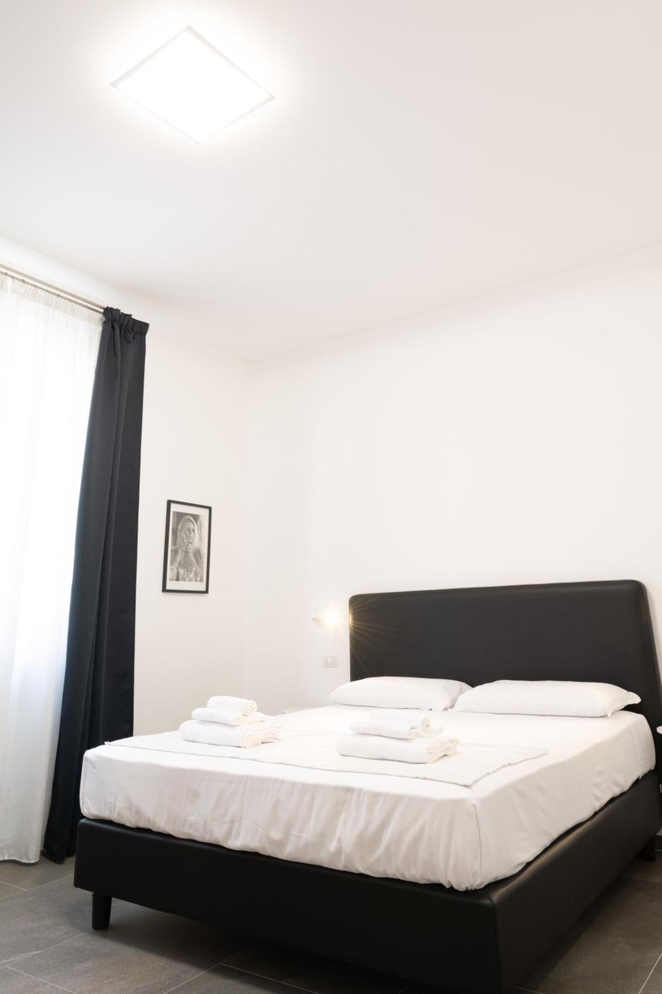 Inn Urbe Colosseo Roma Ngoại thất bức ảnh